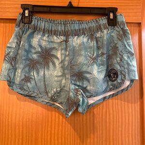 Salt Life Women’s Boardshorts/Shorts Pink/Hot Pink Palm Tree 2.5” Inseam Size S